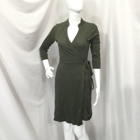 Old Navy Raw Hem Surplice Wrap Dress (H11) - Picture 1 of 5